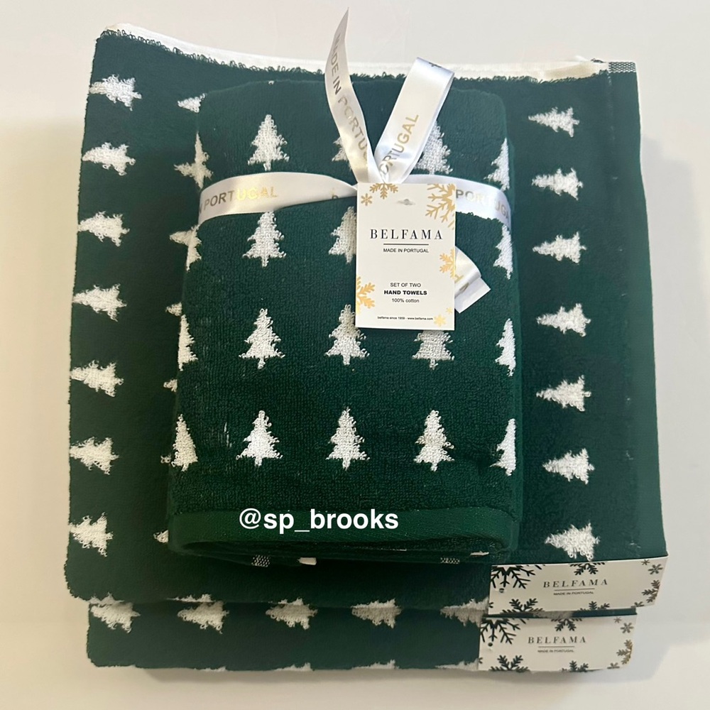 🎁4PC BELFAMA Bath Towel Set - Christmas Holiday Towels - 100% Cotton